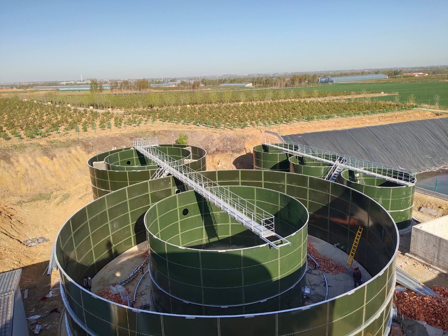 搪瓷拼装罐(图1)